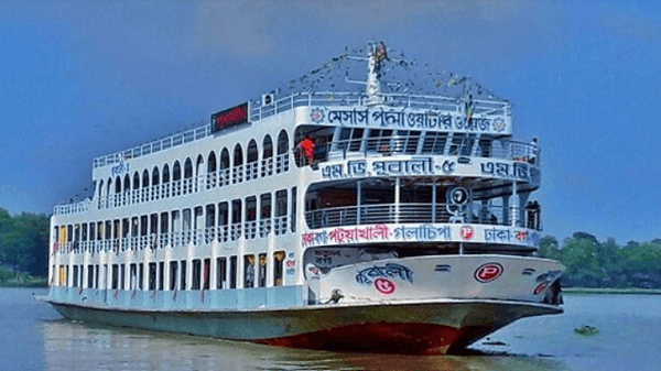 সদরঘাটে লঞ্চ চলাচল স্বাভাবিক