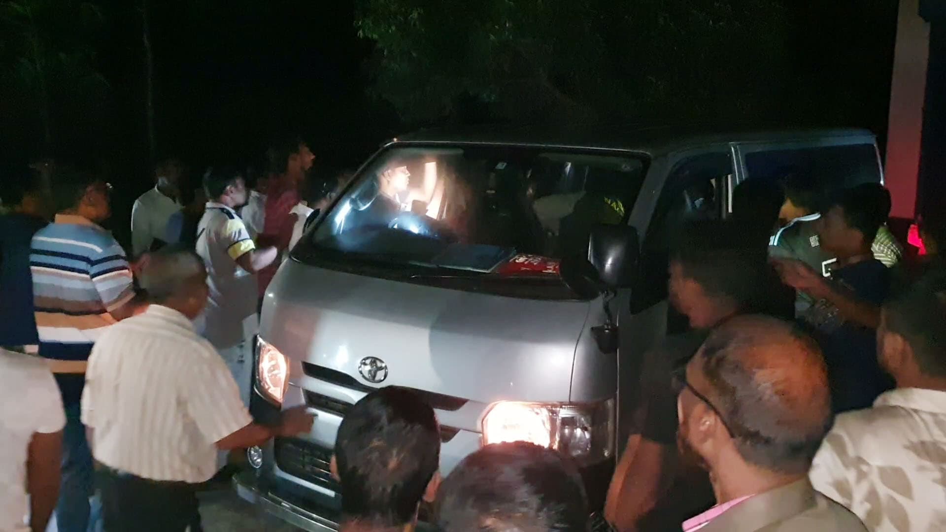 নওগাঁয় সন্ত্রাসী হামলায় বিএনপির তিন নেতা আহত