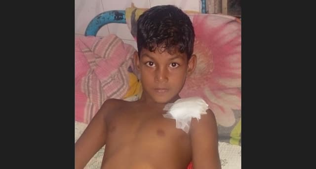 খেলাকে কেন্দ্র করে শিশুকে কুপিয়ে জখম