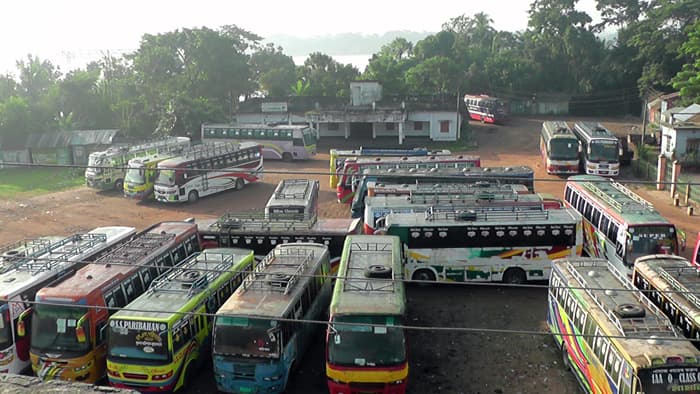 ঝালকাঠিতে চলছে পরিবহন ধর্মঘট