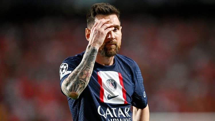 বিশ্বকাপের আগে ইনজুরিতে মেসি