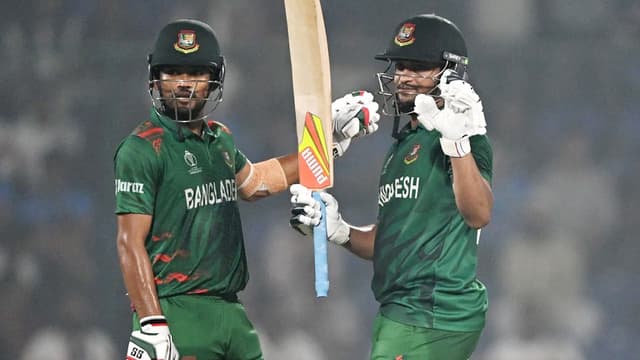 শ্রীলঙ্কাকে হারিয়ে চ্যাম্পিয়নস ট্রফির আশা বাঁচিয়ে রাখল বাংলাদেশ