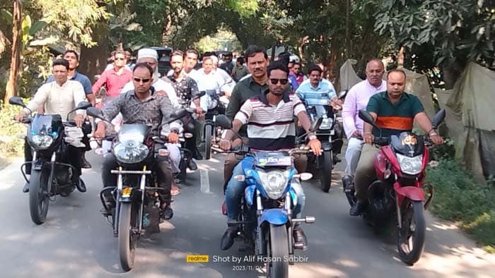 এযেনো সেই একাত্তরের যুদ্ধের চিত্র!