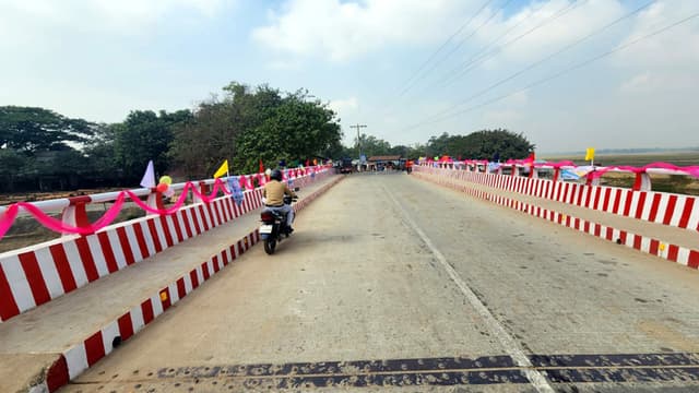 উন্মুক্ত হলো আত্রাইয়ের আহসানগঞ্জ সেতু