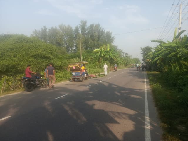 নোয়াখালীতে গাড়ি চাপায় অজ্ঞাতনামা নারী নিহত