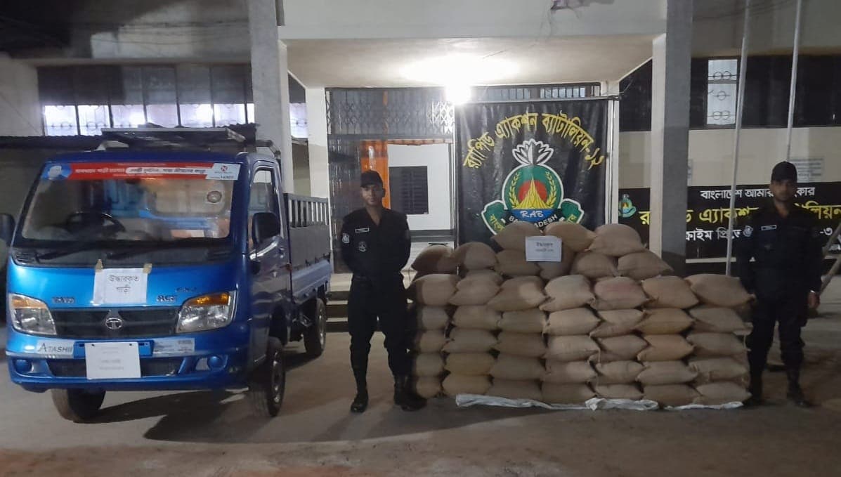 টাঙ্গাইলের দেলদুয়ারে ৭৩ বস্তা খাদ্যবান্ধব কর্মসূচির চাউলসহ আটক ২