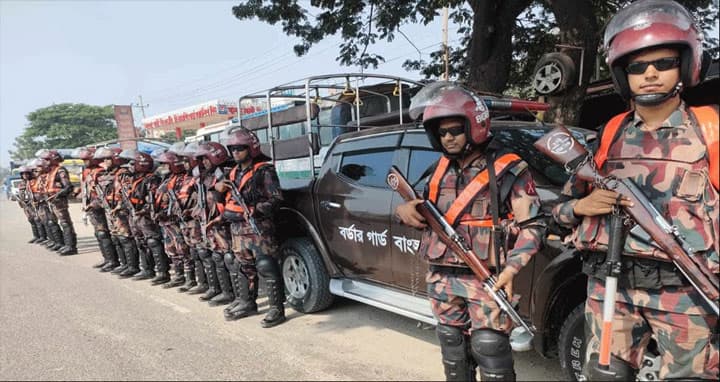 নিরাপত্তা জোরদারে ৪৪ প্লাটুন বিজিবি মোতায়েন