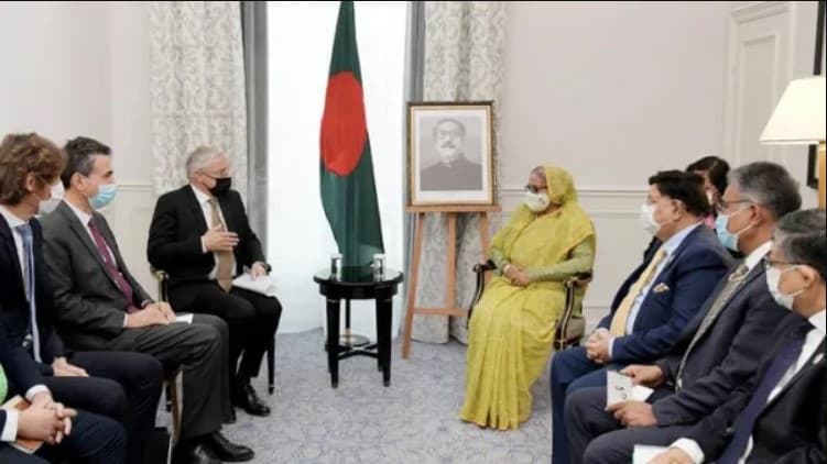 ফরাসি ব্যবসায়ীদের বিনিয়োগের আহ্বান শেখ হাসিনার