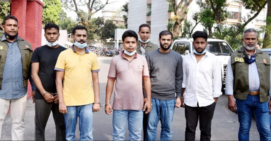 আহছানউল্লা থেকে ৫ ব্যাংকের নিয়োগ পরীক্ষার প্রশ্নফাঁস, ৬০ কোটি টাকা লেনদেন