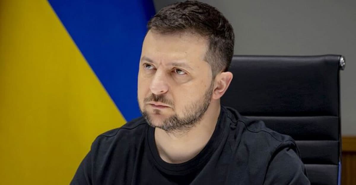 মাইন পুঁতে খেরসন ছাড়ছে রুশ সেনারা : জেলেনস্কি