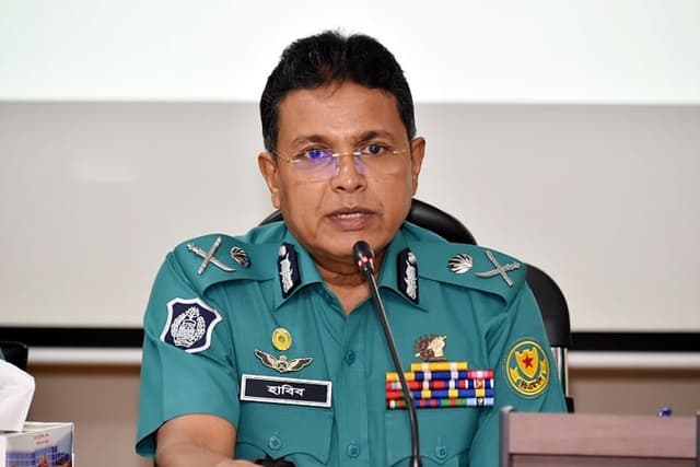 নাশকতাকারীদের দেখামাত্র গুলির নির্দেশ ডিএমপি কমিশনারের