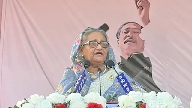 বাবার মতো প্রয়োজনে রক্ত দিতে প্রস্তুত আছি: প্রধানমন্ত্রী