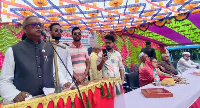 আত্রাইয়ে উপকারভোগীদের নিয়ে এমপির মতবিনিময়