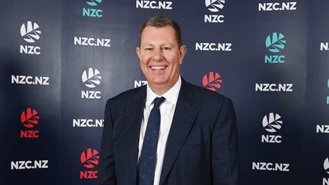 টানা দ্বিতীয় বারের মতো আইসিসির চেয়ারম্যান বার্কলে