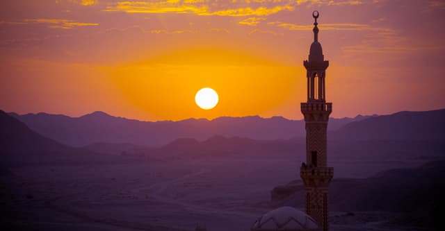 বিপদে ‘ইন্নালিল্লাহ’ পাঠের ফজিলত