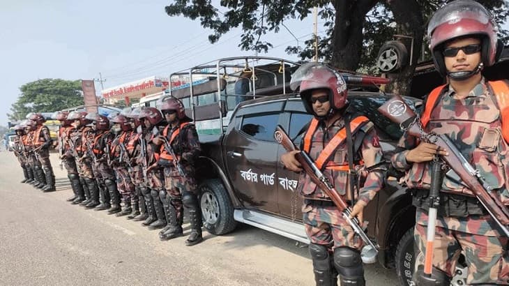 সারাদেশে ১৫২ প্লাটুন বিজিবি মোতায়েন