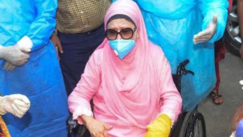 খালেদা জিয়াকে নেওয়া হচ্ছে হাসপাতাল