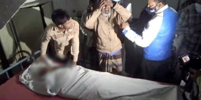 নবনির্বাচিত ইউপি সদস্যকে পিটিয়ে হত্যা