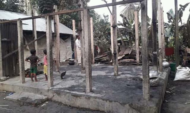 হিজলায় আগুনে পুড়ে বসতঘর ভস্মীভূত