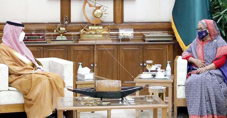 সৌদি আরবের কাছে তেল চাইলেন প্রধানমন্ত্রী