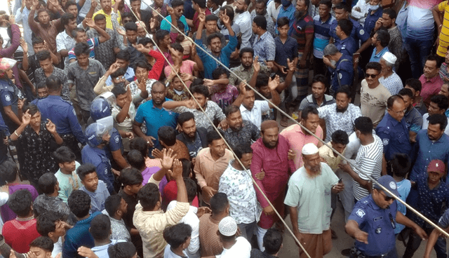 কলাপাড়ায় মনোনয়ন প্রত্যাশীদের শোডাউন ॥ উত্তেজনা, হাতাহাতি