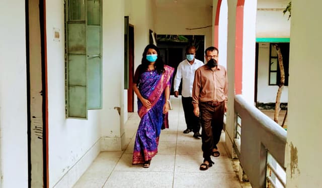 সরাইলে শান্তিপূর্ণ পরিবেশে এসএসসি-সমমান পরীক্ষা শুরু