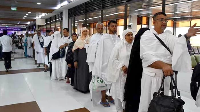 হাজিদের ইমিগ্রেশন দেশের বিমানবন্দরেই, চুক্তির খসড়া অনুমোদন