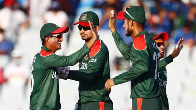 টি-টোয়েন্টি বিশ্বকাপের সেরা একাদশে নেই কোন টাইগার !
