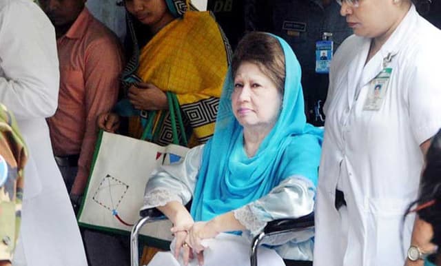 খালেদাকে বিদেশ নিতে সরকারের কাছে ফের আবেদন