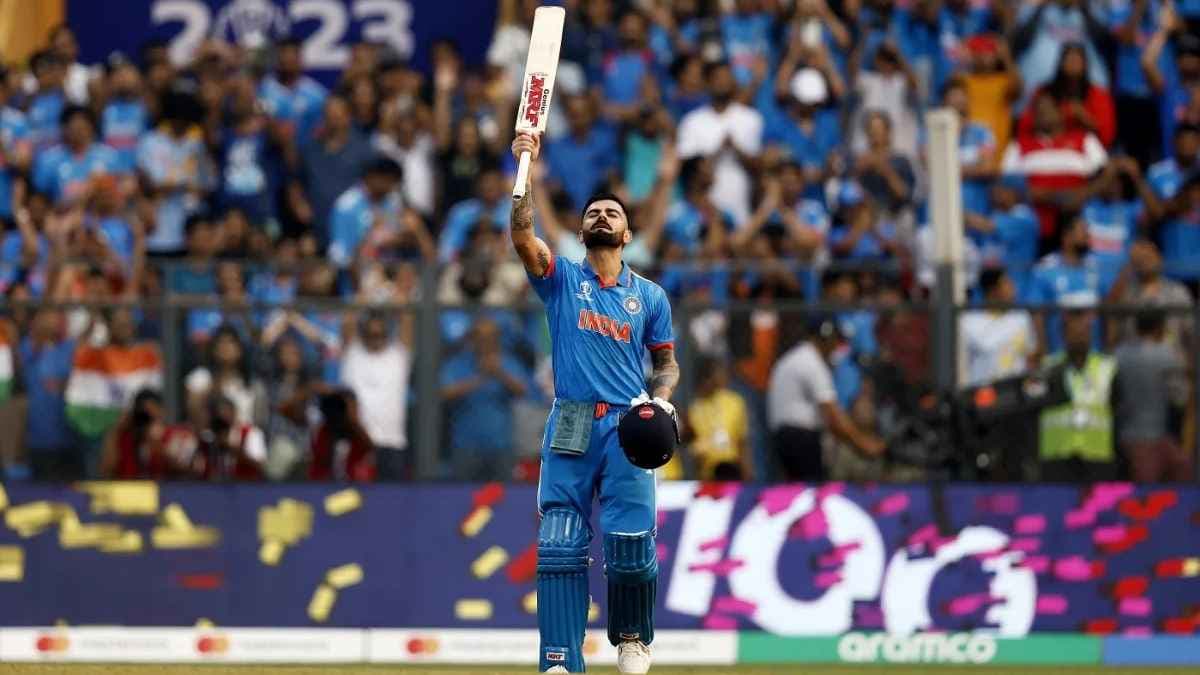 কোহলির ইতিহাস গড়ার দিনে ৩৯৭ রানের পাহাড় ভারতের