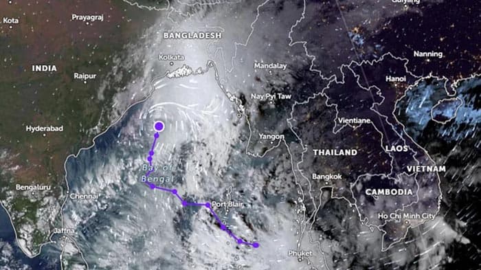 শুক্রবার আঘাত হানতে পারে  ঘূর্ণিঝড় ‘মিধিলি’