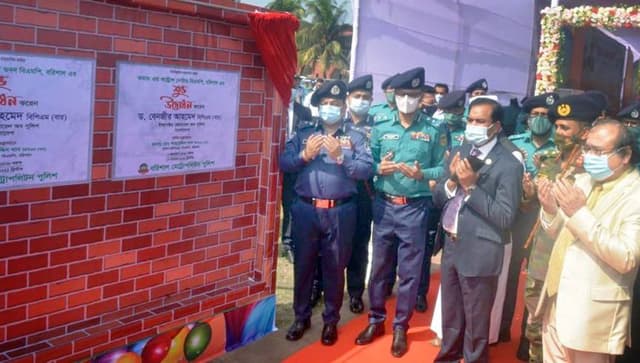 যে কোন পরিস্থিতিতে জনগণের পাশে থাকবে পুলিশ : বরিশালে আইজিপি