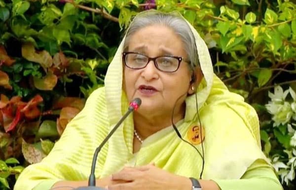 খালেদা জিয়াকে বাসায় থেকে চিকিৎসা দেওয়া হচ্ছে এটাই তো বেশি : প্রধানমন্ত্রী