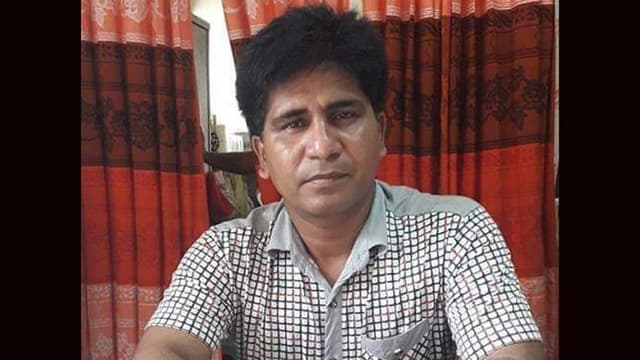 পরীক্ষাকেন্দ্রে দায়িত্বপালন অবস্থায় শিক্ষা কর্মকর্তার মৃত্যু