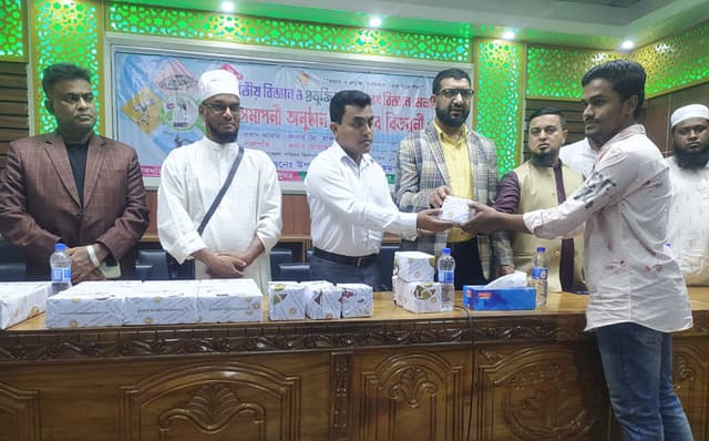 হিলিতে বিজ্ঞান মেলার সমাপনী ও পুরস্কার বিতরণ