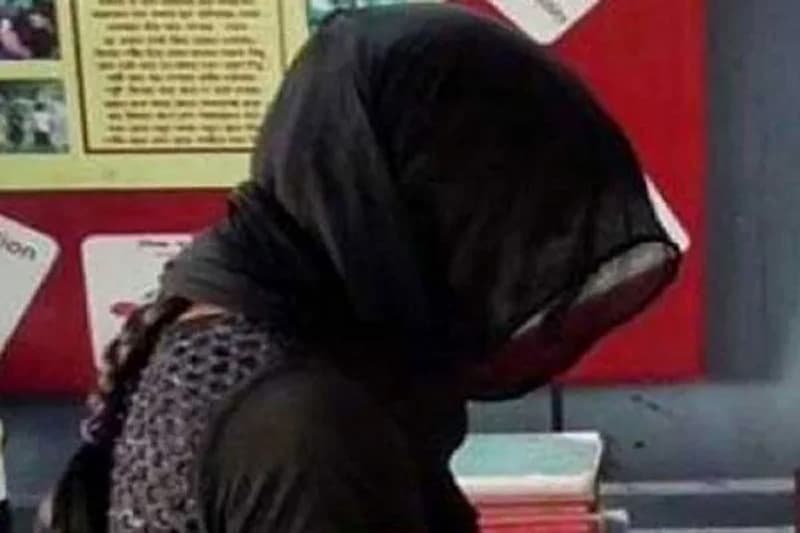 বিয়ের কথা বলে প্রেমিকাকে ডেকে নিয়ে রাতভর ধর্ষণ!