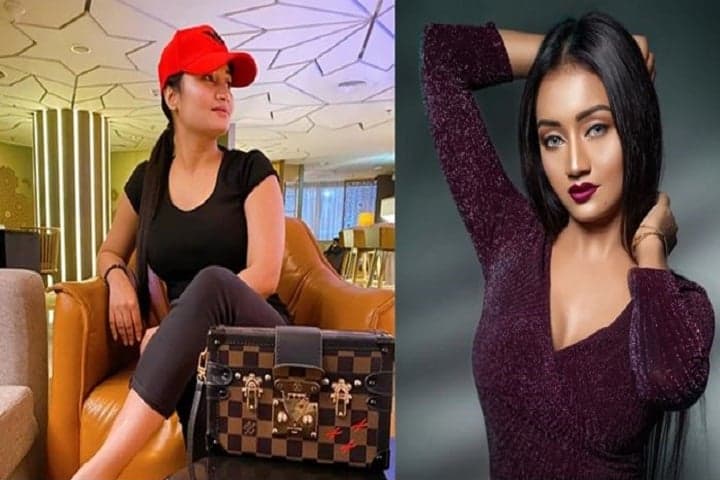 স্টাটাস ঘিরে আলোচনা: কে এই ইসরাত পায়েল?