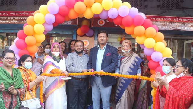 নারী উদ্যোক্তাদের আইজিএ সেলস সেন্টার উদ্বোধণ