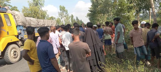 নওগাঁয় ব্যবসায়ীকে হত্যা, আটক ২