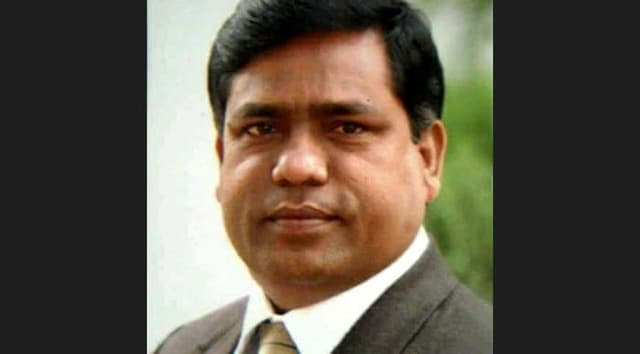 মেহেরপুরে ওপেন টেবিলে নৌকার সিল মারার ঘোষণা !