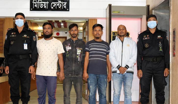 বাসে আগুন দিয়ে হোয়াটসঅ্যাপে ভিডিও পাঠানো হয় শীর্ষ নেতাদের