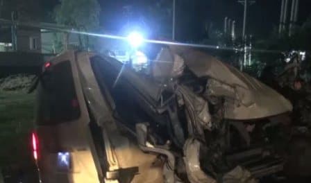 ট্রাকের সঙ্গে মাইক্রোবাসের সংঘর্ষে আপন দুই ভাইসহ নিহত ৩