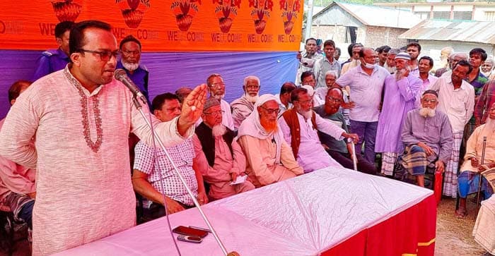 সাগরদাঁড়িতে সহস্রাধিক সুবিধাভোগীর মাঝে ভাতা কার্ড বিতরণ
