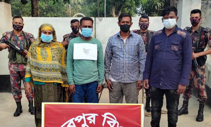 বাংলাদেশ থেকে ভারতে প্রবেশের সময় গ্রেফতার-৫