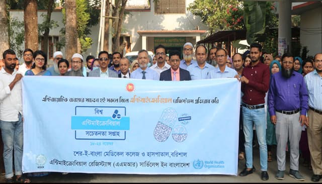 এন্টিবায়োটিকের অপব্যবহারে স্বাস্থ্যহীনতার ঝুঁকিতে আগামী প্রজন্ম