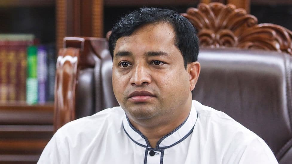 মেয়র জাহাঙ্গীরের বিরুদ্ধে হাইকোর্টে আদালত অবমাননার আবেদন