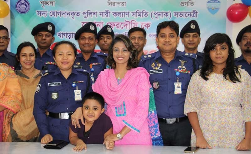 খাগড়াছড়িতে পুনাক সভানেত্রীকে সংবর্ধনা