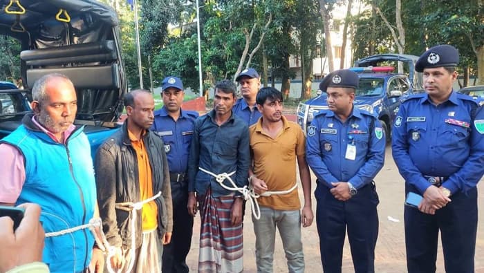 শ্রীমঙ্গল চা বাগানের বাংলোতে ডাকাতি, গ্রেফতার ৪