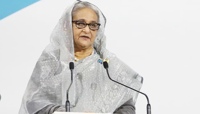 কক্সবাজার ক্যাম্পের নিরাপত্তা পরিস্থিতি জটিল হয়ে উঠছে: প্রধানমন্ত্রী