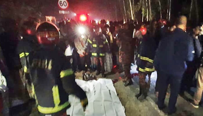 ট্রাকচাপায় দুই নারীসহ তিন শ্রমিক নিহত